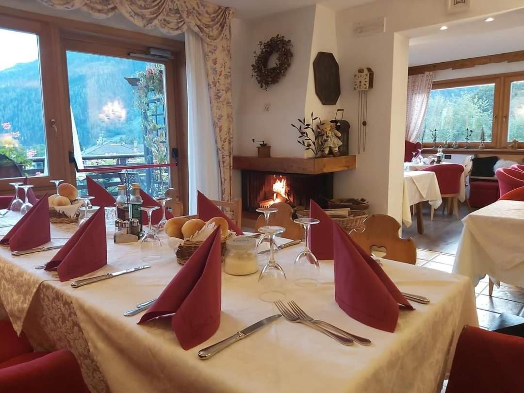 Chalet Fiocco Di Neve Pinzolo Bagian luar foto